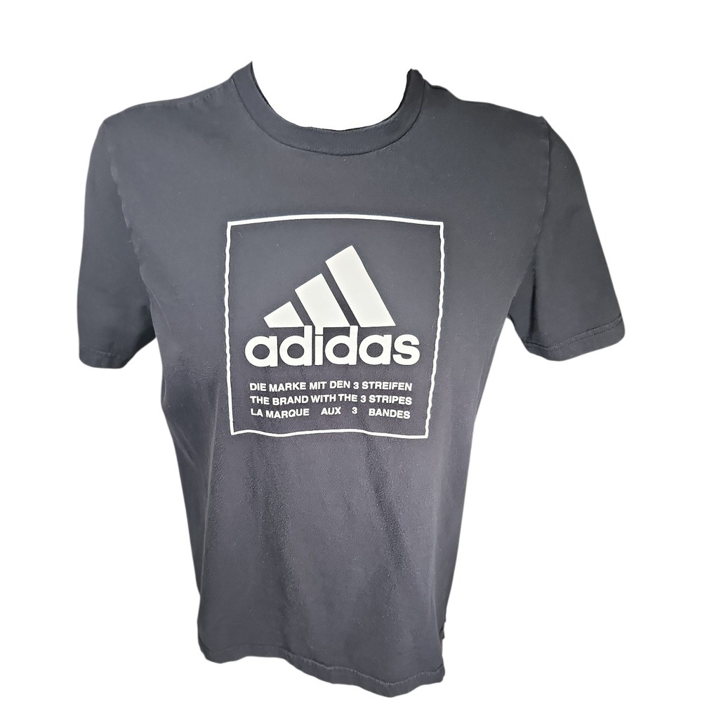 Adidas graphic tee‎